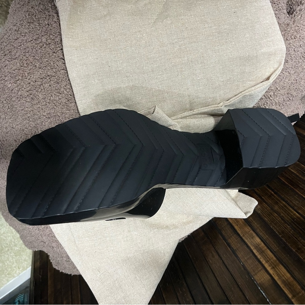 Gucci Sandals - Picture 11 of 11